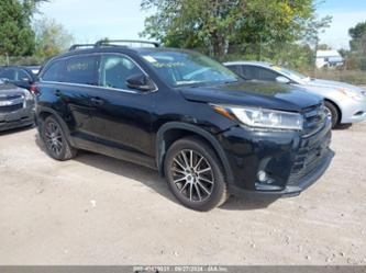 TOYOTA HIGHLANDER SE