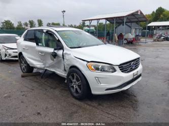 VOLVO XC60 T6 PLATINUM