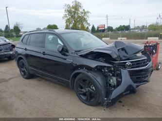 VOLKSWAGEN TIGUAN 2.0T SE R-LINE BLACK/SE BLACK