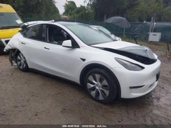 TESLA MODEL Y LONG RANGE DUAL MOTOR ALL-WHEEL DRIVE