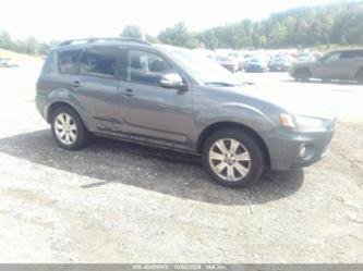 MITSUBISHI OUTLANDER SE