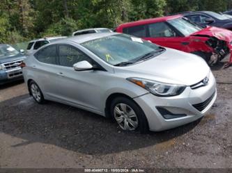 HYUNDAI ELANTRA SE