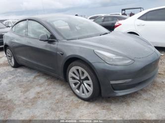 TESLA MODEL 3 LONG RANGE DUAL MOTOR ALL-WHEEL DRIVE