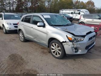 MITSUBISHI OUTLANDER SPORT ES