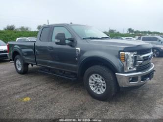 FORD F-250 XLT