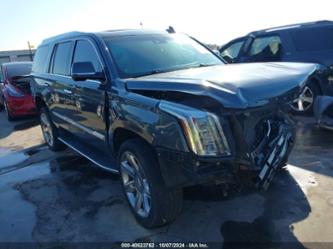 CADILLAC ESCALADE LUXURY