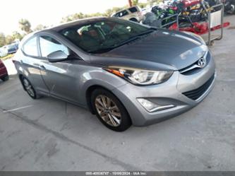 HYUNDAI ELANTRA SE