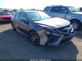 TOYOTA CAMRY HYBRID SE HYBRID