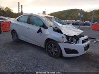 CHEVROLET SONIC LT AUTO