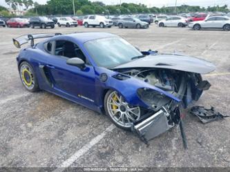 PORSCHE 718 CAYMAN GT4 RS