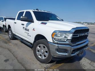 RAM 2500 TRADESMAN 4X4 6 4 BOX