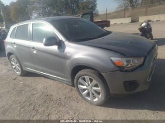 MITSUBISHI OUTLANDER SPORT ES