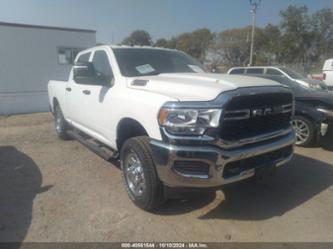 RAM 2500 TRADESMAN 4X4 6 4 BOX