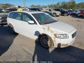 VOLVO V50 2.4I