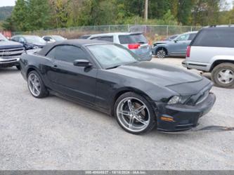 FORD MUSTANG V6 PREMIUM