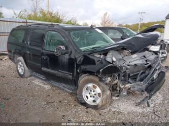 CHEVROLET SUBURBAN LT