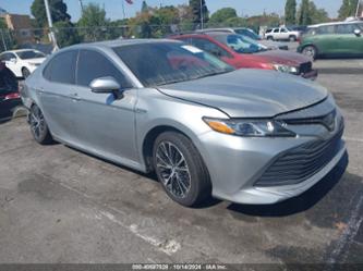 TOYOTA CAMRY HYBRID LE