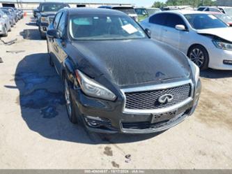 INFINITI Q70 3.7