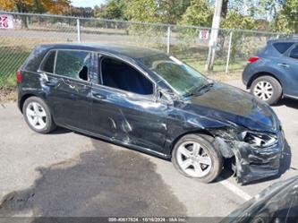 VOLKSWAGEN GOLF TDI S 4-DOOR