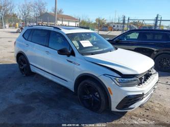 VOLKSWAGEN TIGUAN 2.0T SE R-LINE BLACK