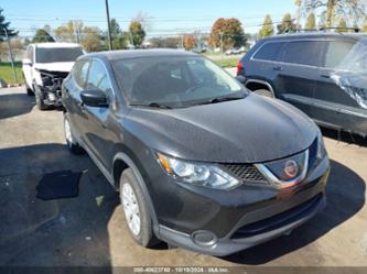 NISSAN ROGUE SPORT S