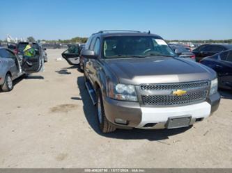 CHEVROLET SUBURBAN LT