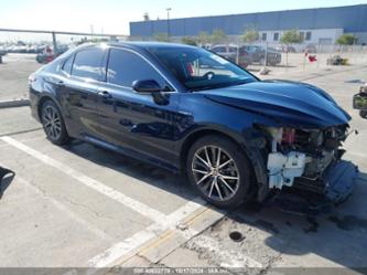 TOYOTA CAMRY HYBRID XLE HYBRID