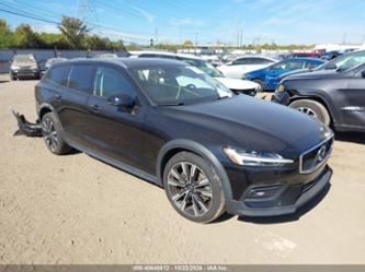 VOLVO V60 T5