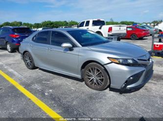 TOYOTA CAMRY SE