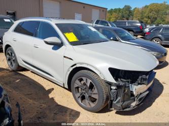 AUDI E-TRON PREMIUM QUATTRO