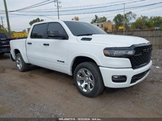 RAM 1500 BIG HORN 4X4 5 7 BOX