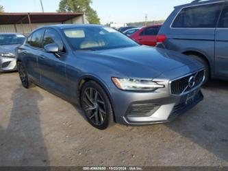 VOLVO S60 T6 MOMENTUM