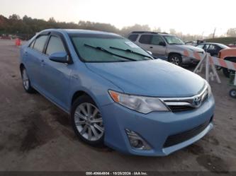 TOYOTA CAMRY HYBRID XLE