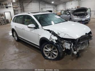 VOLKSWAGEN GOLF ALLTRACK TSI S/TSI SE/TSI SEL