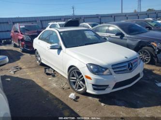 MERCEDES-BENZ C-CLASS LUXURY/SPORT