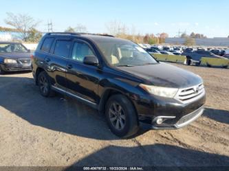 TOYOTA HIGHLANDER BASE PLUS V6