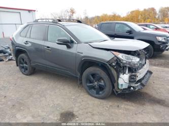 TOYOTA RAV4 HYBRID XSE