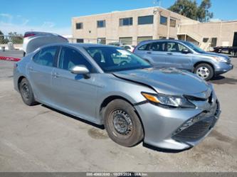 TOYOTA CAMRY HYBRID LE