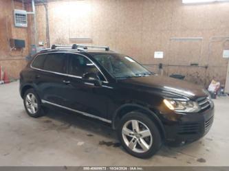 VOLKSWAGEN TOUAREG TDI LUX