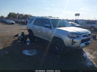 TOYOTA 4RUNNER SR5