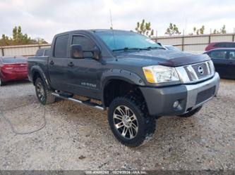 NISSAN TITAN SV