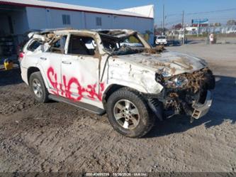 TOYOTA 4RUNNER SR5