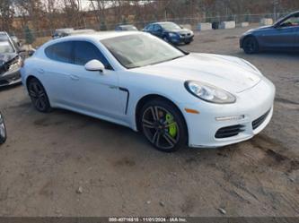 PORSCHE PANAMERA S