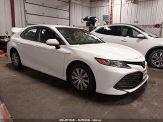 TOYOTA CAMRY HYBRID LE