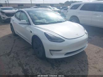 TESLA MODEL 3 REAR-WHEEL DRIVE