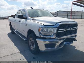 RAM 2500 TRADESMAN 4X4 8 BOX