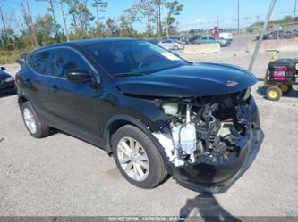 NISSAN ROGUE SPORT S