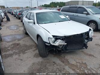 CHRYSLER 300 TOURING L