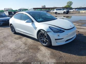 TESLA MODEL 3 LONG RANGE DUAL MOTOR ALL-WHEEL DRIVE