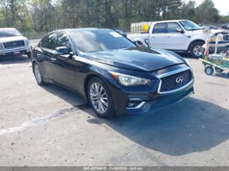 INFINITI Q50 LUXE